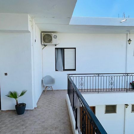 Akrata V Apartment Exterior foto